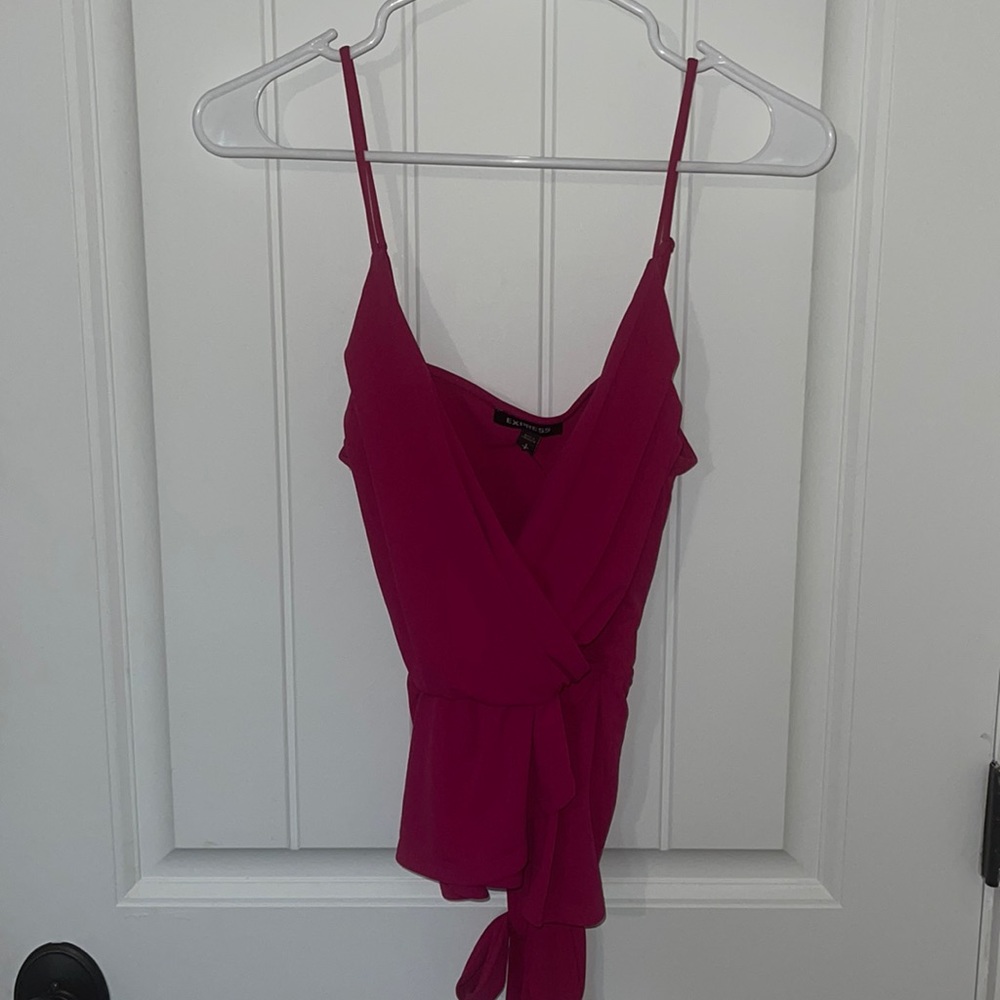 Express BRAND NEW Pink Blouse tank top